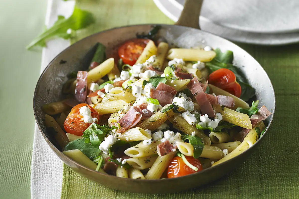 Penne prosciutto et roquette PACINI Pâtes penne avec prosciutto et roquette chez PACINI