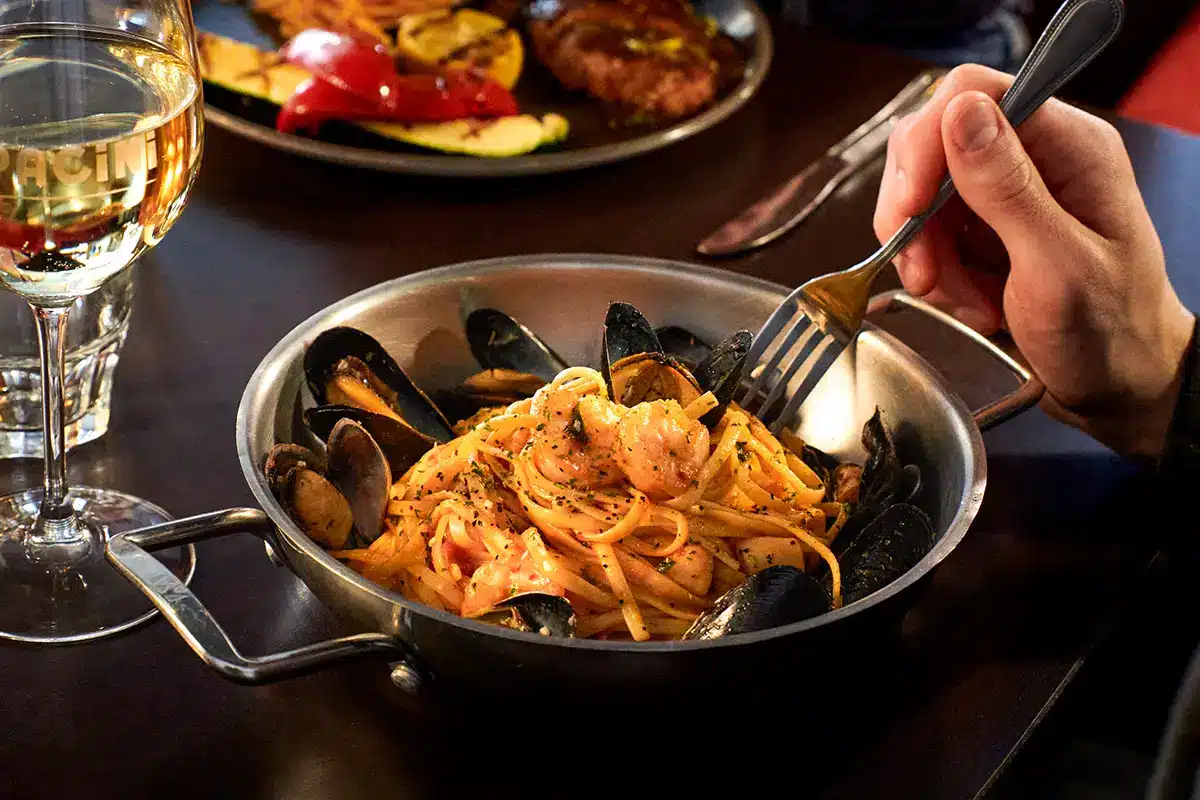 linguine-fruits-de-mer.webp Vaudreuil-Dorion Italian Restaurant, PACINI Italian Restaurant | Vaudreuil-Dorion